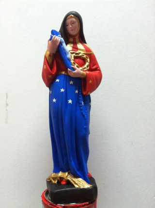 Illustration for article titled Saintly statues get superheroic makeovers